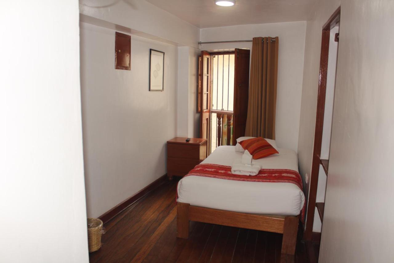 Hostal Turistico Illapa Cusco 119 エクステリア 写真